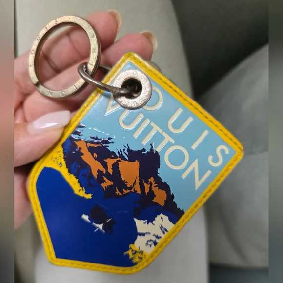 Louis Vuitton Bag Charm Damier Graphite Porte Cles Alps -Keychain - Picture 6 of 9